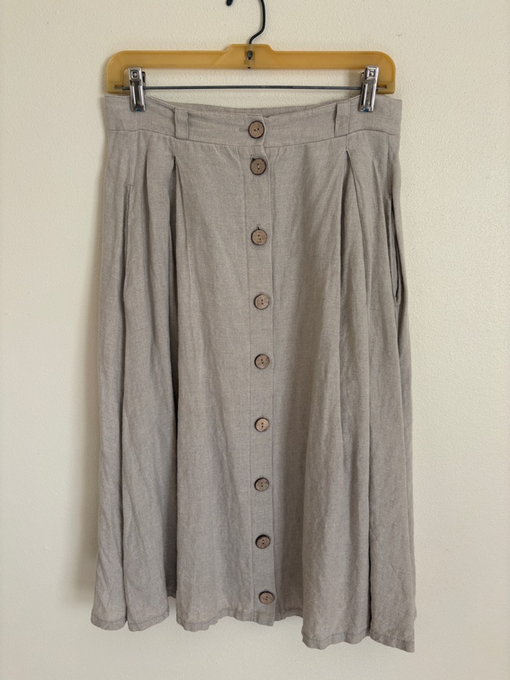 Linen Button-Front A-Line Midi Skirt in Oatmeal Size M